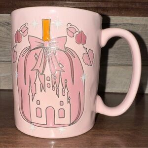 Super Cute 🥰 Disney CINDERELLA’S CASTLE 🏰 Pink PUMPKIN 🎃 Ceramic Halloween Mug